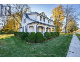 136 QUEEN STREET - 6