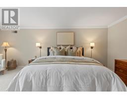 35 PINEGROVE CRESCENT - 23