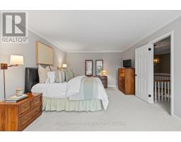 35 PINEGROVE CRESCENT - 25