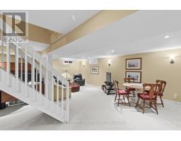 35 PINEGROVE CRESCENT - 33