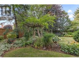 35 PINEGROVE CRESCENT - 47