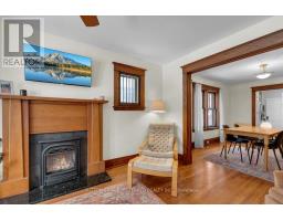 18 TECUMSEH AVENUE E - 12