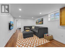 18 TECUMSEH AVENUE E - 31