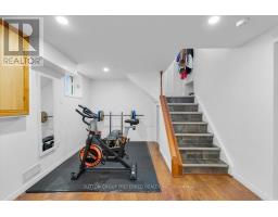 18 TECUMSEH AVENUE E - 32