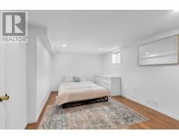 18 TECUMSEH AVENUE E - 33