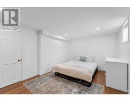 18 TECUMSEH AVENUE E - 34