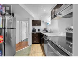 18 TECUMSEH AVENUE E - 39