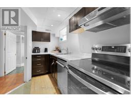 18 TECUMSEH AVENUE E - 40