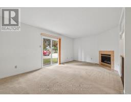 11 - 141 CONDOR COURT - 17