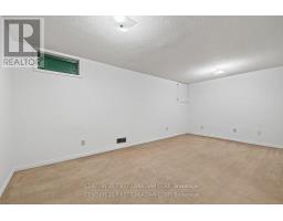 11 - 141 CONDOR COURT - 31