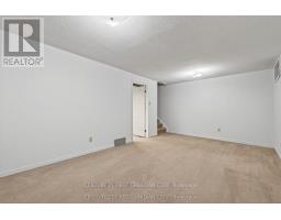 11 - 141 CONDOR COURT - 32