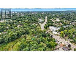 577 WONDERLAND ROAD N - 9