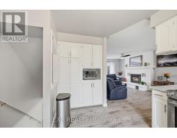 30 LINGWOOD DRIVE - 12