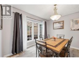 30 LINGWOOD DRIVE - 17