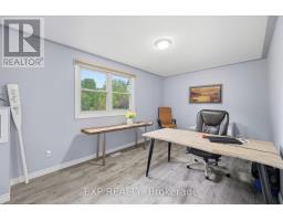 30 LINGWOOD DRIVE - 20