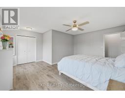 30 LINGWOOD DRIVE - 27