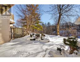 3 - 80 ACORN CRESCENT - 38