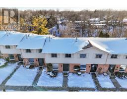 3 - 80 ACORN CRESCENT - 44