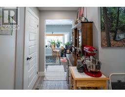 86 PRICE STREET - 15