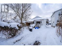 86 PRICE STREET - 32