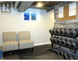 173 MOUNT PLEASANT AVENUE - 28