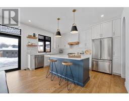 160 FOXBOROUGH PLACE - 15