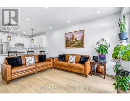 26 - 1870 ALDERSBROOK GATE - 12