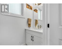 26 - 1870 ALDERSBROOK GATE - 18