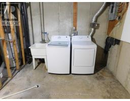 51 - 1095 JALNA BOULEVARD - 19