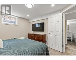 402 STEPHEN STREET - 32