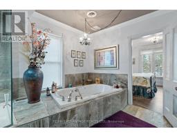 32 ST ANDREW STREET S - 32