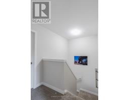 964 WEST VILLAGE SQUARE - 22