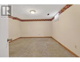 114 PARKVIEW DRIVE - 25