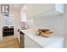 696 GRIFFITH STREET - 13