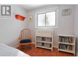 696 GRIFFITH STREET - 23