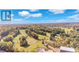 696 GRIFFITH STREET - 40