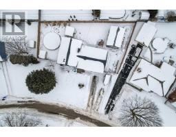 264 CHITTICK CRESCENT - 38