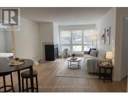 320 - 15 JACKSWAY CRESCENT - 2