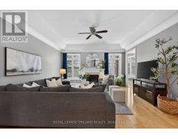 5 BARON CRESCENT - 11