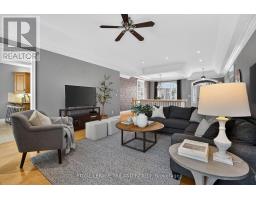 5 BARON CRESCENT - 13