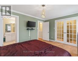 805 DEVERON CRESCENT - 18