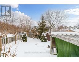 805 DEVERON CRESCENT - 35