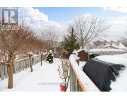 805 DEVERON CRESCENT - 36