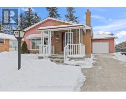 33 CORNELL CRESCENT - 1