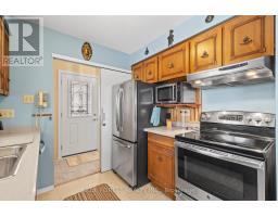 33 CORNELL CRESCENT - 11