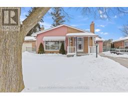 33 CORNELL CRESCENT - 2