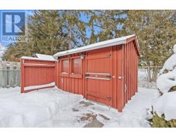 33 CORNELL CRESCENT - 38