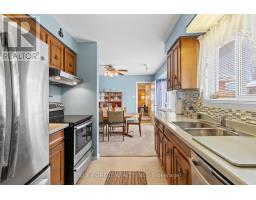 33 CORNELL CRESCENT - 9