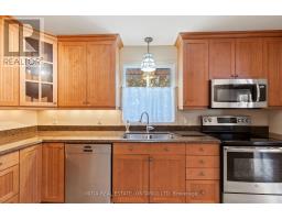 30 STONEY COURT - 14