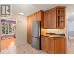 30 STONEY COURT - 15